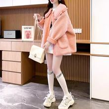 画像をギャラリービューアに読み込む, 手を繋げる日を夢見る女の子のボアコート_N1058
