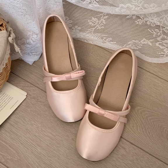 ♬超可愛いLondon sole 甲浅バレエシューズ♬ Amazon | ソフトレザー バレエシューズ 甲が綺麗！スプリット